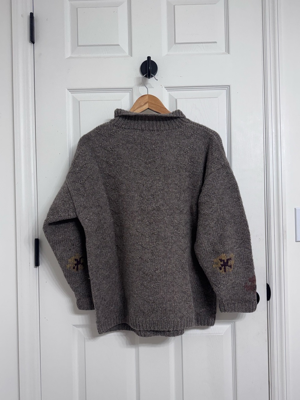 Vintage Outback Red Wool Pheasant Sweater - Picture 2 of 3